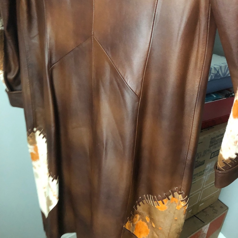 Leather coat - Picture 5 of 8